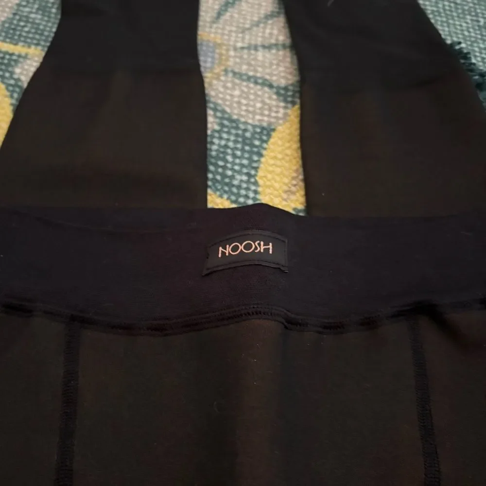 NWOT Noosh Toast Sheet Illusion Medium Black  Tights L/XL